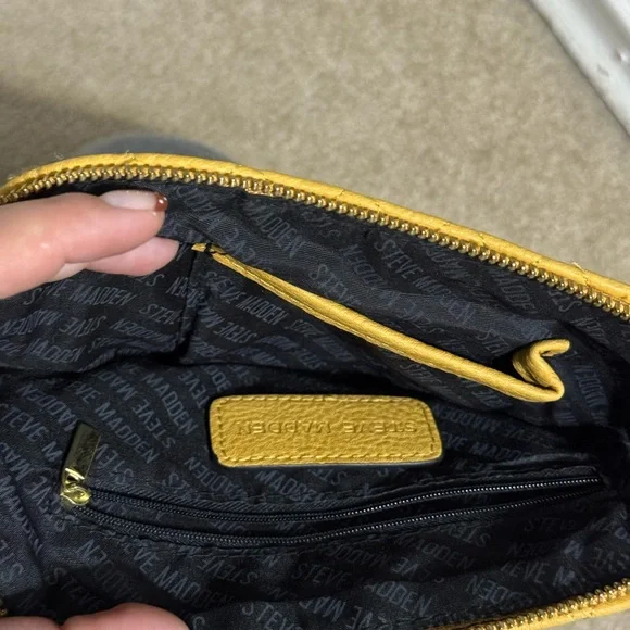 Steve Madden Mustard Quilted Crossbody Bag - Picture 5 of 5